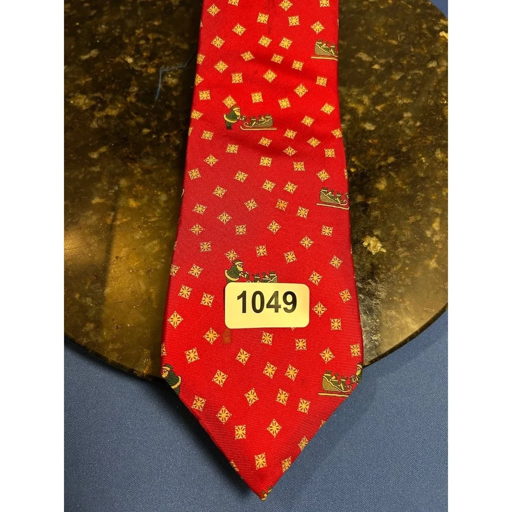 Wembley Pure Silk Men's Red Christmas Tie with Santa Sleigh Pattern
